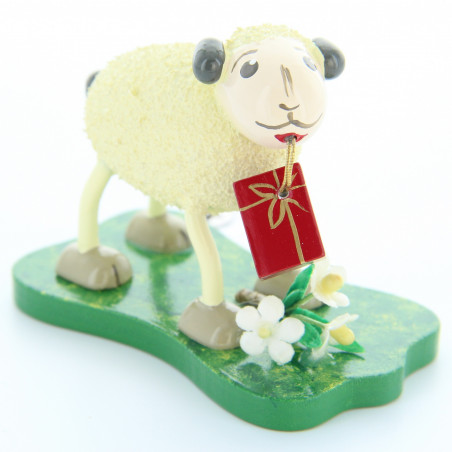 Schaf "Gratulanti", bringt Geschenke