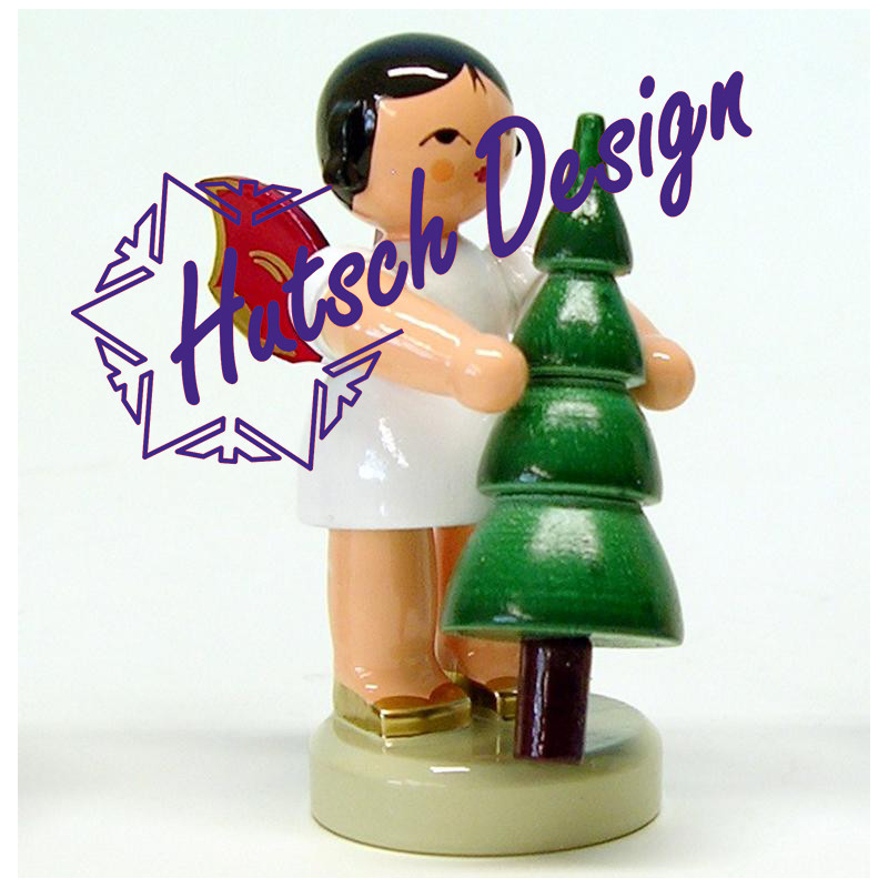 Engel stehend mit Weihnachtsbaum, rote Flügel