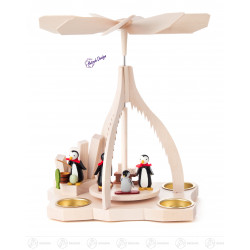Pyramide mit Pinguinen auf...