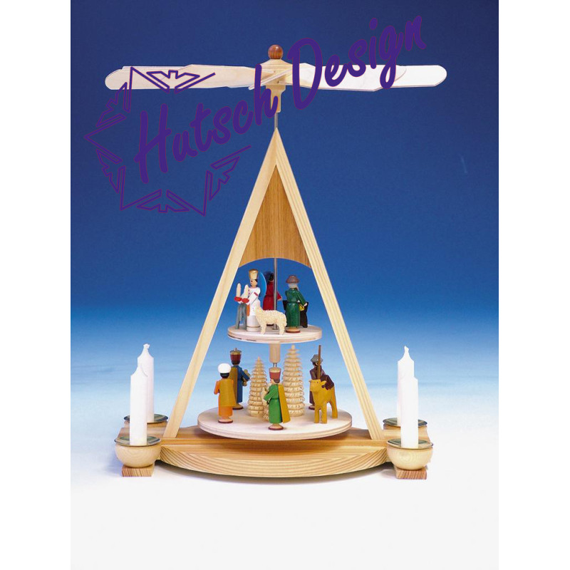 Pyramide mit Geburt  bunt