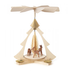 Pyramide mit Rehen