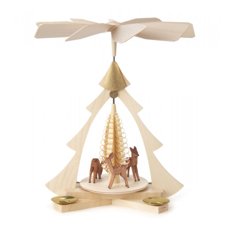 Pyramide mit Rehen
