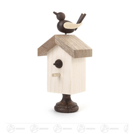 Starhaus mit Singvogel, natur