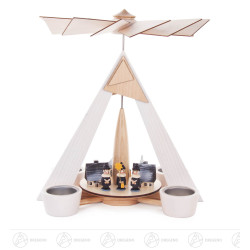 Pyramide mit Seiffener Dorf...