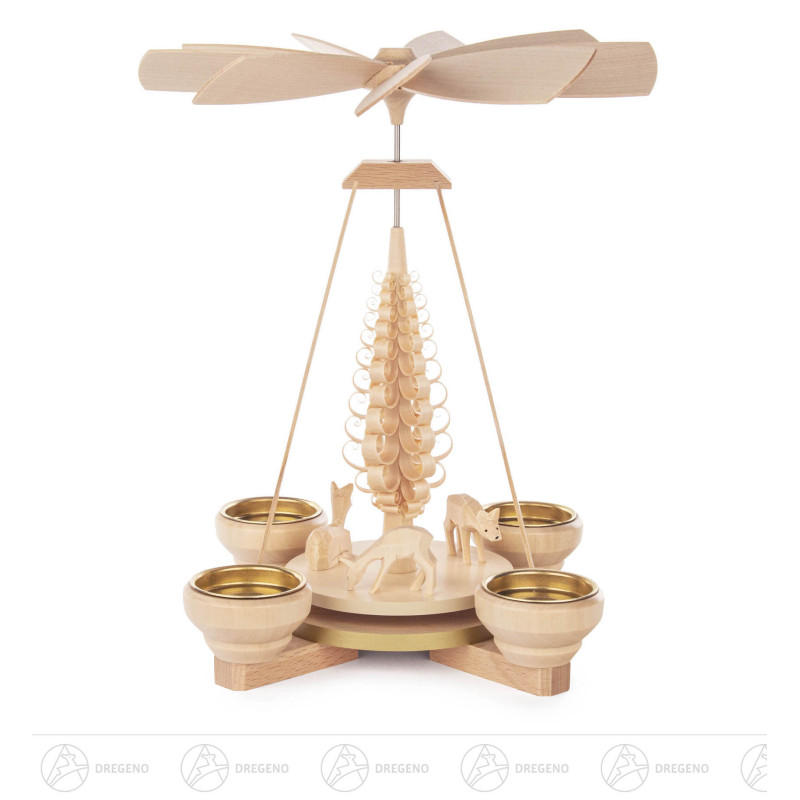 Pyramide mit geschnitzten Rehen, für Teelichte