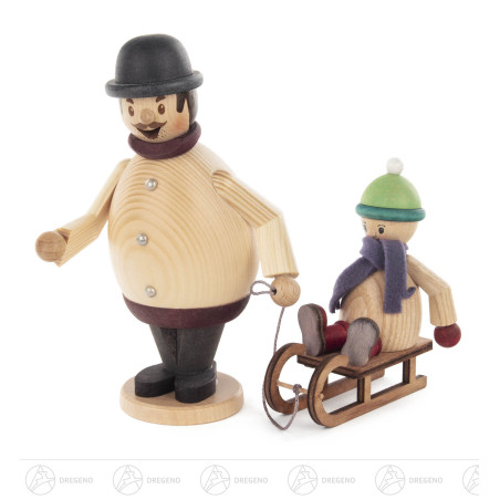 Räuchermann mit Mäxchen auf Schlitten