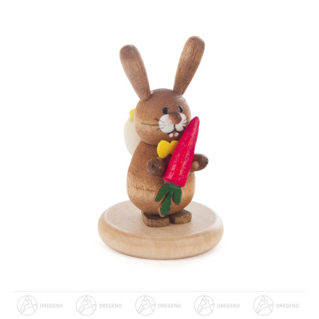 Hase mit Möhre auf Sockel farbig, lasiert 5cm