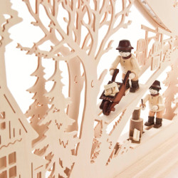 Schwibbogen Waldhütte mit Waldarbeiter und LED Beleuchtung 32x63cm