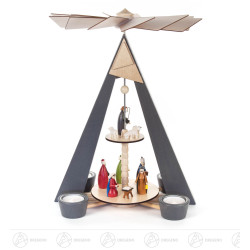 Pyramide mit Christi Geburt...