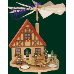 TischPyramide Haus Bayern...