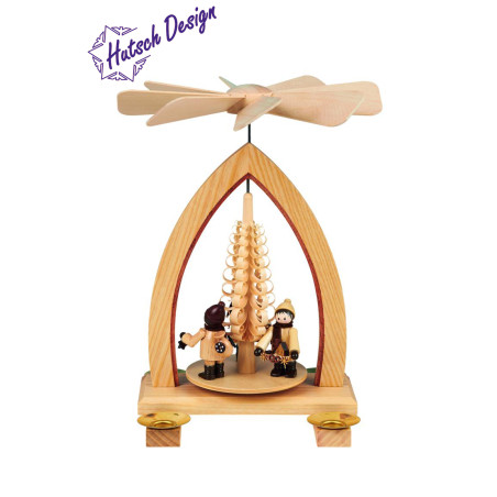 Pyramide mit Striezelkinder  (mittel-5,5 cm) 26cm