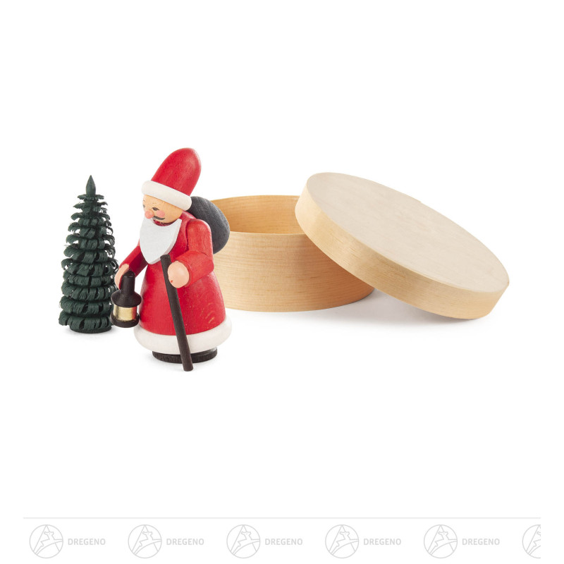 Spandose Weihnachtsmann mit Baum