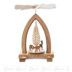 Pyramide mit Rehen, für...