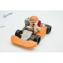 Biker im orangen Kart...